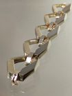 Goldenes Gliederarmband
