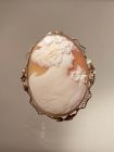 Jugendstil Muschelkamee Brosche